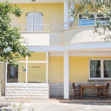 אומאג Oliveum Apartments מראה חיצוני תמונה