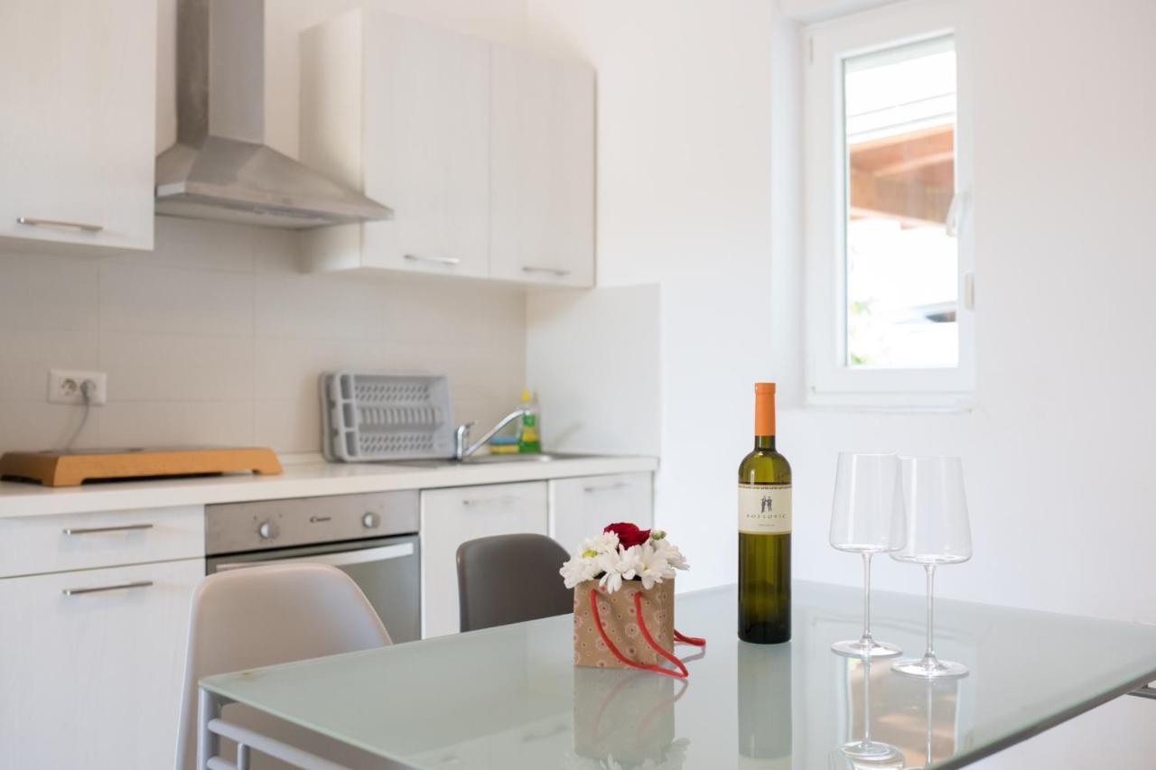 אומאג Oliveum Apartments מראה חיצוני תמונה