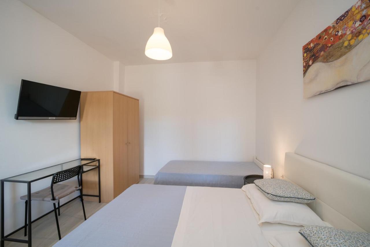 אומאג Oliveum Apartments מראה חיצוני תמונה